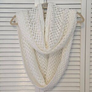 Crochet Infinity Scarf - Cream